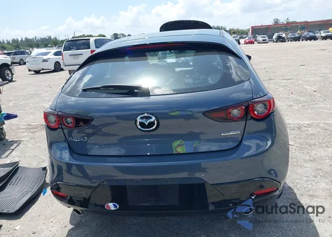 2023 Mazda Mazda3 2.5 S Carbon Edition z USA, uszkodzony, nr VIN JM1BPALM2P1606784